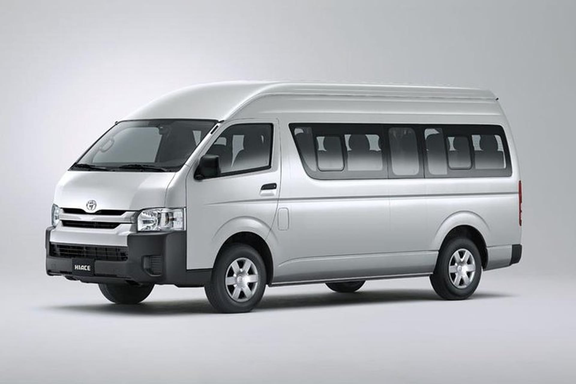 Armada Hiace